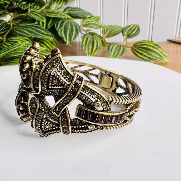 Fabulous HEIDI DAUS Rhinestones Gold Brass Earth Tone Clamper Bracelet Signed - Picture 10 of 16